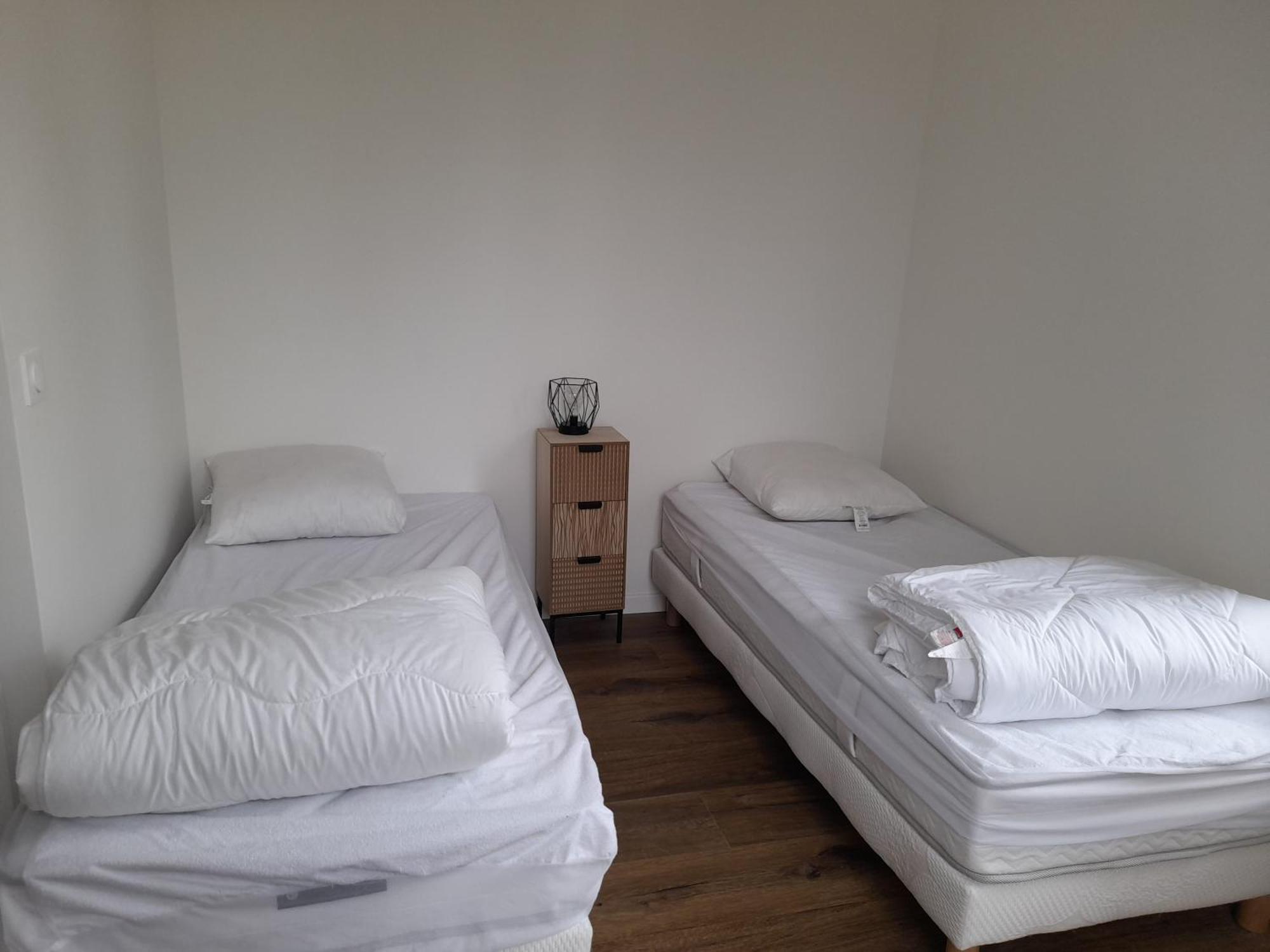 Appart Dans Petit Chateau En Centre Ville Lagny Esterno foto