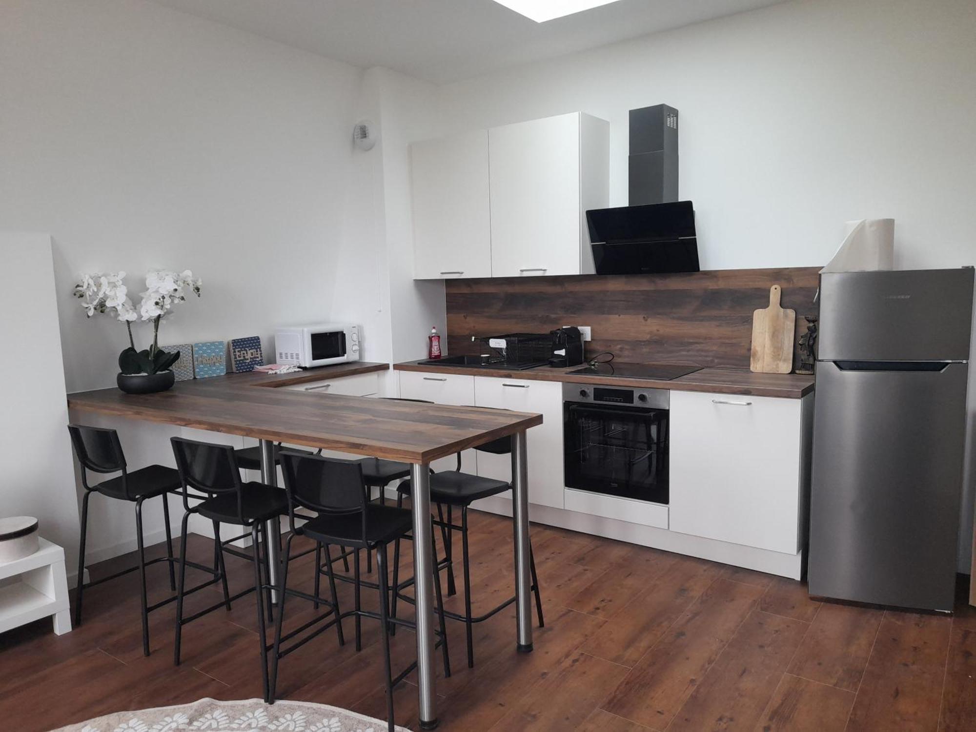 Appart Dans Petit Chateau En Centre Ville Lagny Esterno foto